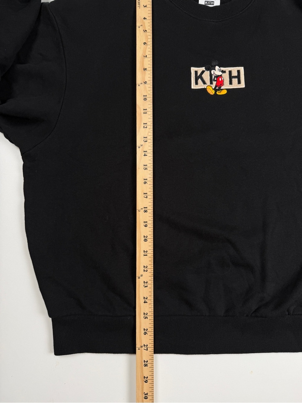 Kith Disney Embroidered Mickey Mouse Crewneck Sweatshirt Medium Black - Picture 9 of 10